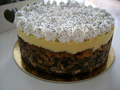 Mákosguba torta - madártejkrémmel